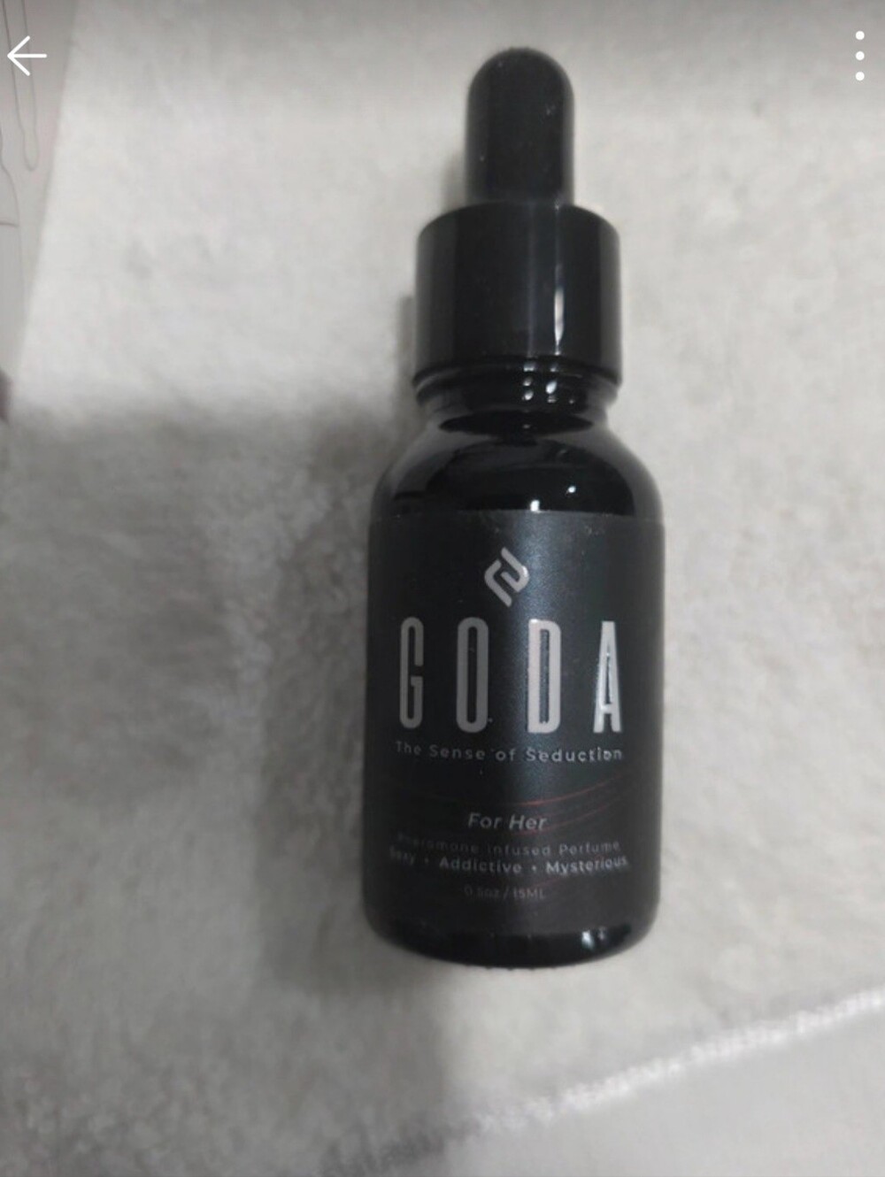 GODA The Sense of Seduction For Her - White and Burgundy Perfume - Picture 5 of 5